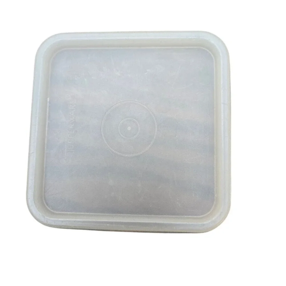 Vintage Tupperware Square Velveeta Keeper NO Tray‎ 1696-5 with Lid